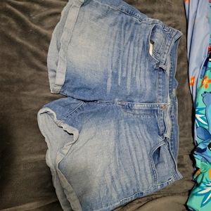 Sweetheart shorts light wash